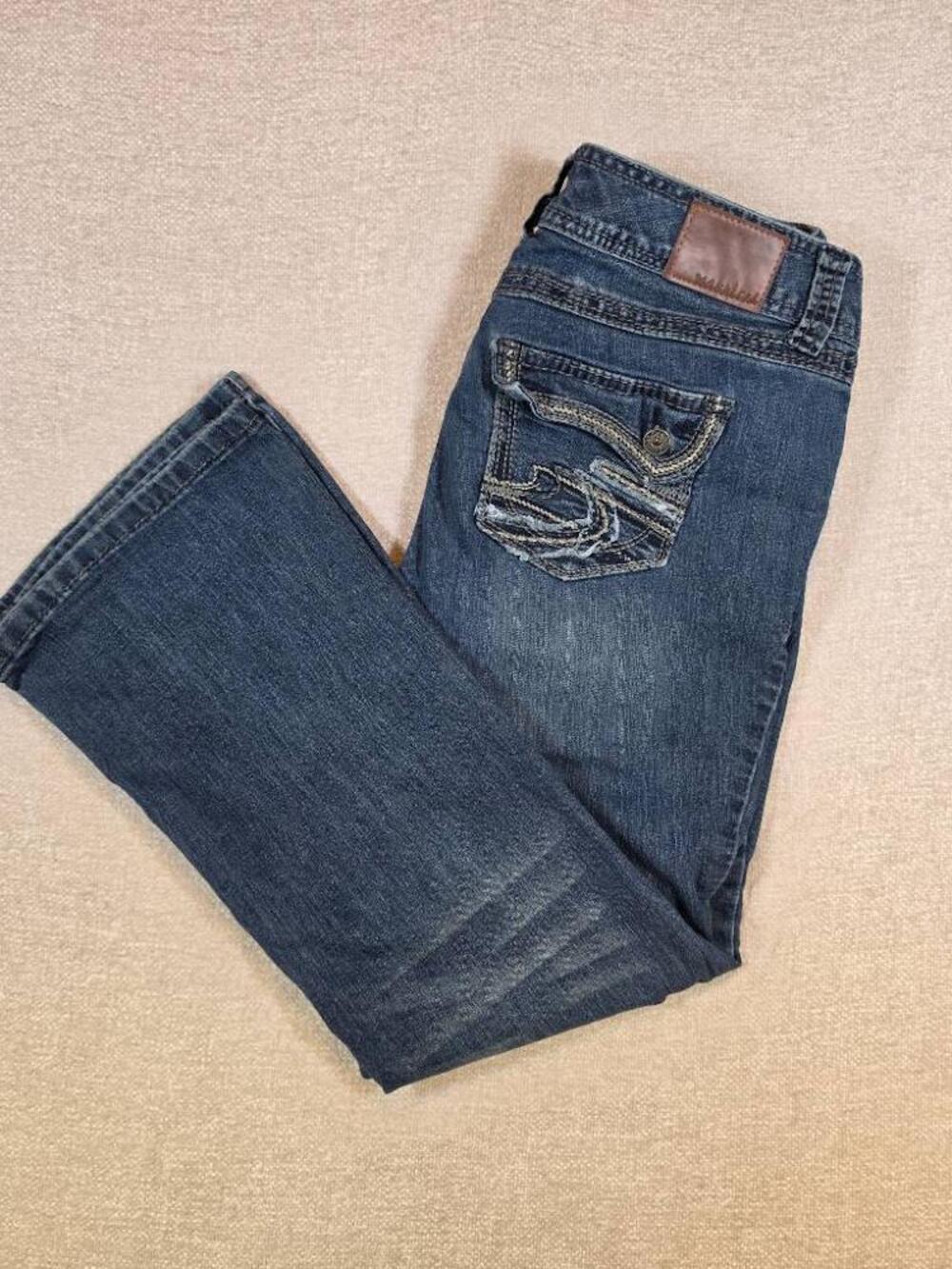 Maurices Bootcut Capri Jeans Dark Wash Thick Stitch Bling Pocket Women 14S